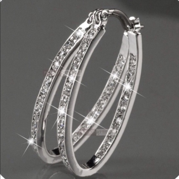 Boutique Jewelry - 🍎🆕 Silver Inside Out White Sapphire Oval Hoops